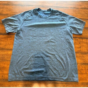 Lululemon Metal Vent Tech Short Sleeve - Blue/Black -  Size Large